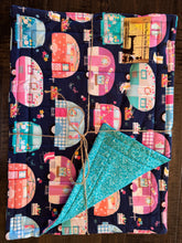 Load image into Gallery viewer, Handmade Quilted & Reversible Cotton Placemats