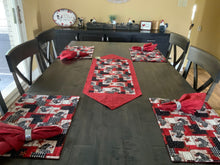Load image into Gallery viewer, Handmade Quilted & Reversible Cotton Placemats