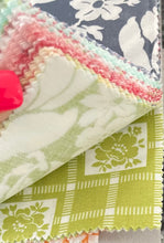 Load image into Gallery viewer, Layer Cakes