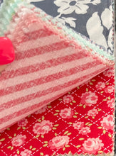 Load image into Gallery viewer, Layer Cakes