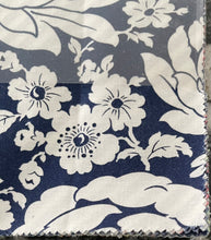 Load image into Gallery viewer, Layer Cakes