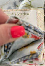 Load image into Gallery viewer, Fat Quarters