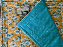 Load image into Gallery viewer, Handmade Quilted & Reversible Cotton Placemats