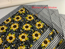 Load image into Gallery viewer, Table Runners, Handmade 14.5”w x 42”l