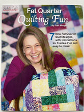 Load image into Gallery viewer, 3 Yard Quilt Pattern Books